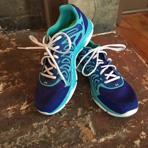 Under Armour Tennis Shoe Size 11
